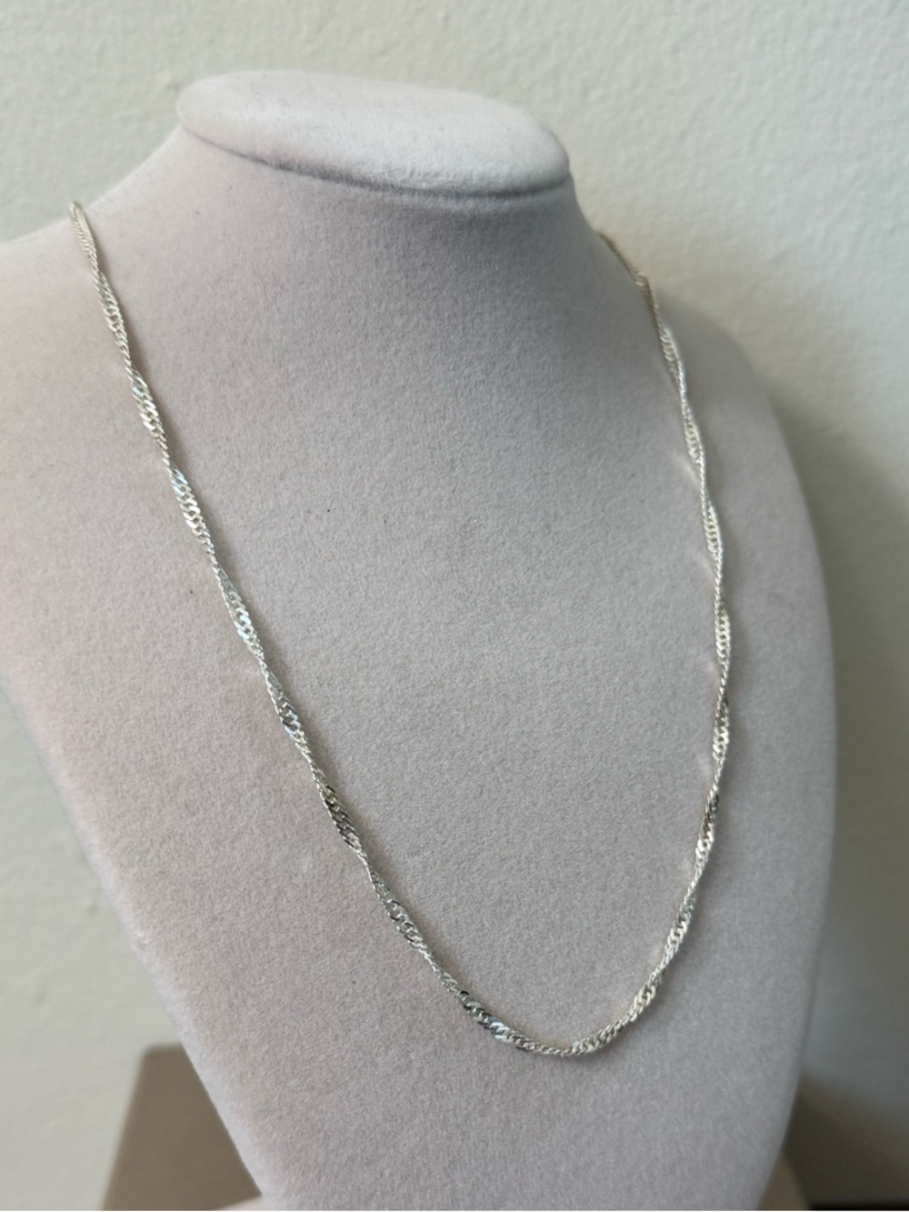 Italian Sterling Silver Twist Chain Necklace 18”